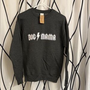 NWT Dog Mama Graphic Sweatshirt - Small